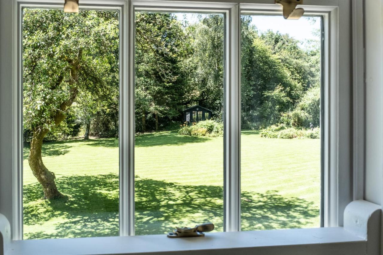 Ty Mawr Country Hotel & Restaurant Carmarthen Luaran gambar